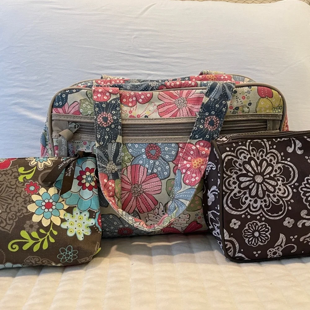 Thirty-One Multicolor Floral Travel Bag Set- 3 Bags - Picture 2 of 13